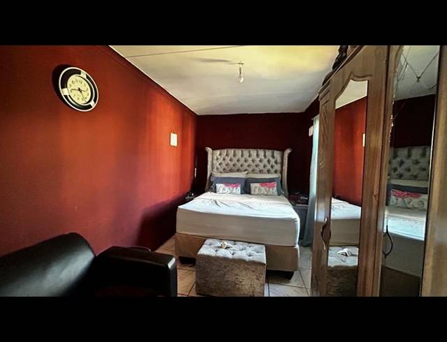 2 BEDROOM HOUSE FOR SALE IN AQUADENE